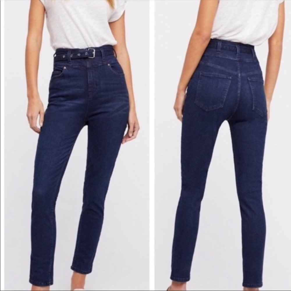FREE PEOPLE / WE THE FREE High Waisted Jeans